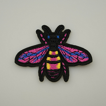 Термонаклейка "Пчела" A-002 малиновый, черный, 8,5 см