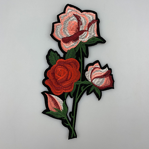Термонаклейка "Розы" P062 красный, зеленый, 23 см