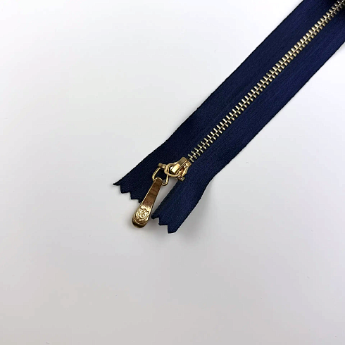 Молния на атласной ленте 50 см, темно-синий, золото